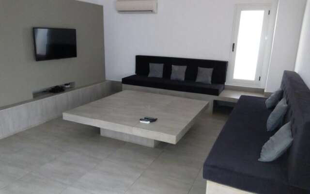 Assinie Weekend Lodge