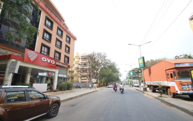 OYO Rooms Whitefield Main Road