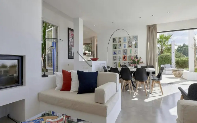 Holiday Home With Central Heating