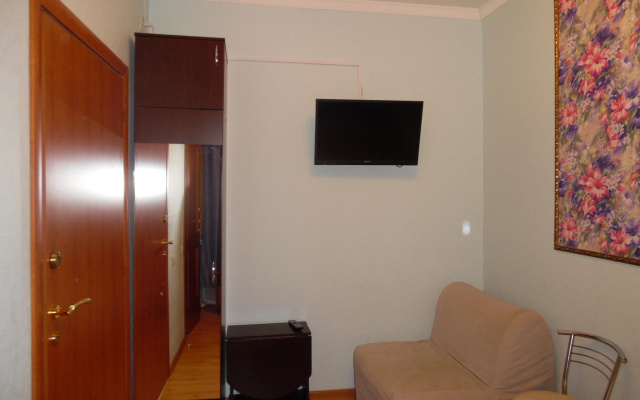 Irena Guest House