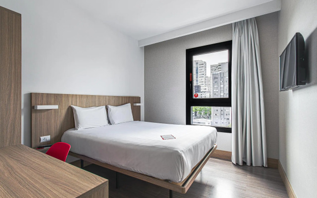 Hotel Moov Curitiba