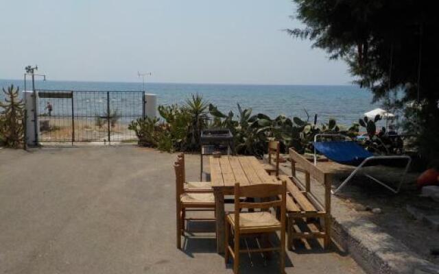Mandorla Apartments