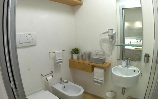 4AC Apartment