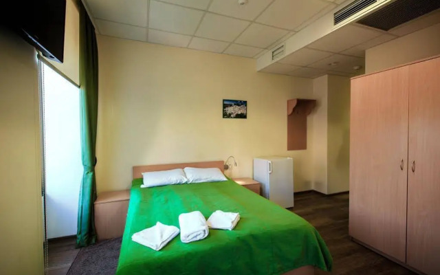 7 Days City Hotel