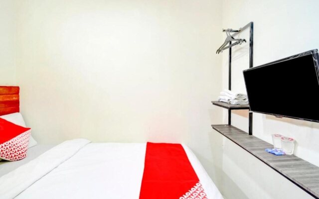 OYO 90048 Teratai Bekasi Guesthouse