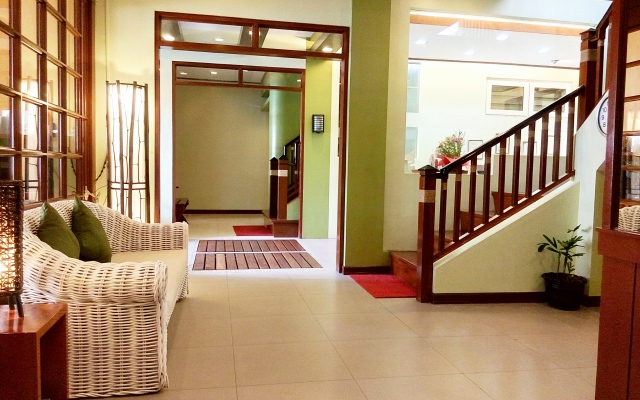 Shore Time Hotel