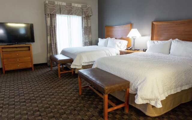 Hampton Inn & Suites Chesapeake-Square Mall