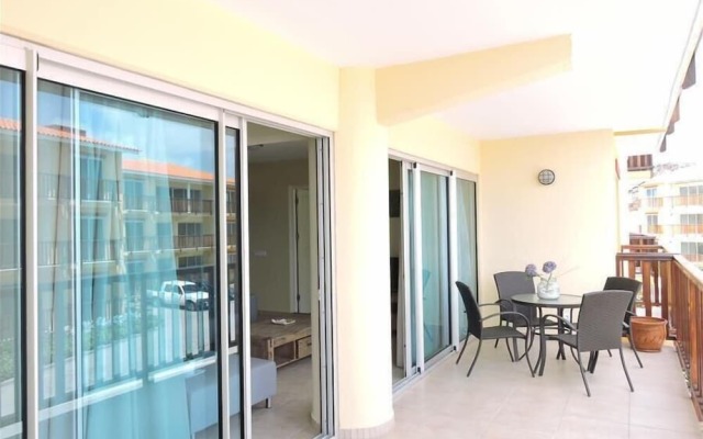 Condo with marina view at Palapa Beach