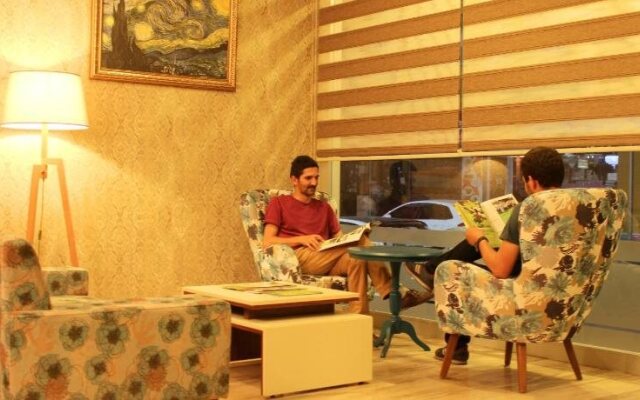 Somya Hotel