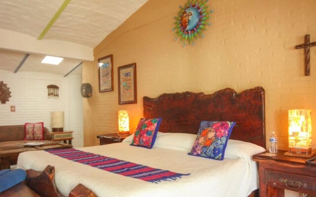 Charming 1 Bedroom Hotel With Pool View