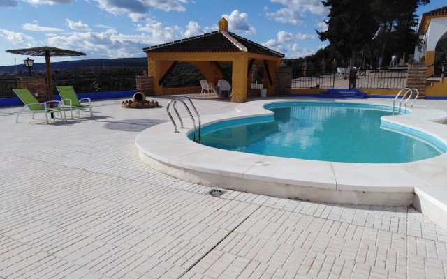 Villa With 4 Bedrooms in Hornachuelos, With Wonderful Lake View, Private Pool, Furnished Garden