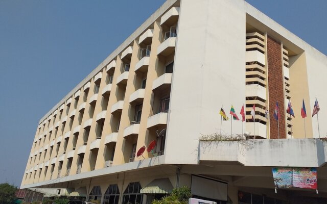 Sirichai Hotel