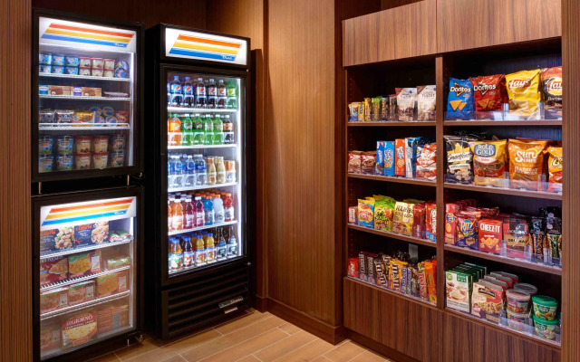Fairfield Inn & Suites by Marriott Detroit Troy