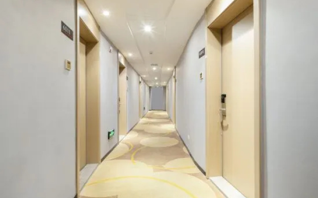 Yichen Hotel (Liuzhou High-Speed Railway Station Liunan Wanda Plaza) – Hotel Rooms – Liuzhou