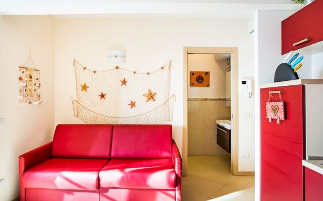 Boutique Holiday Home in Magliolo With Swimming Pool