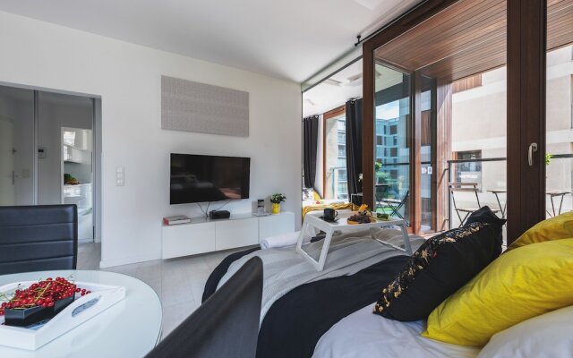 P&O Apartments Kolejowa 3