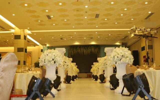 Chengdu Hao Tian Guo Tai Hotel
