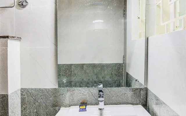 FabHotel Vipra Enclave