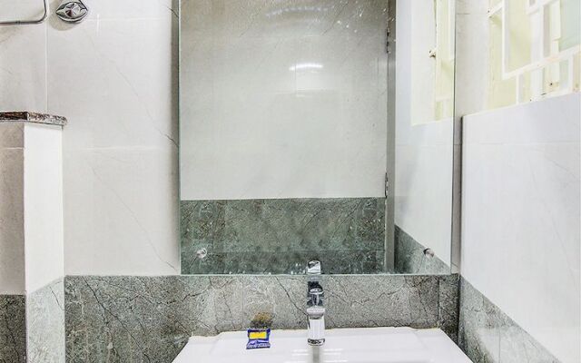 FabHotel Vipra Enclave