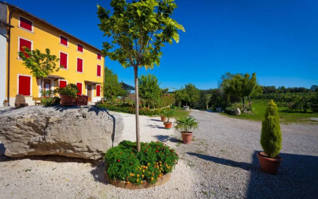 Agriturismo Con Cucina Tipica Nuova Scardua