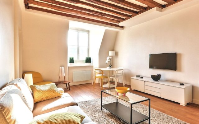 Luxury apartment - Place des Victoires
