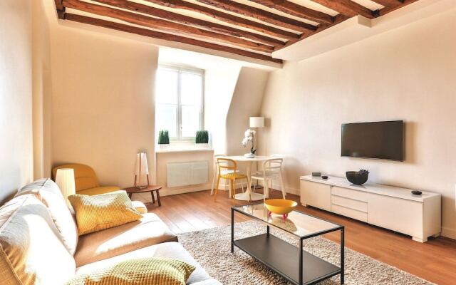 Luxury apartment - Place des Victoires