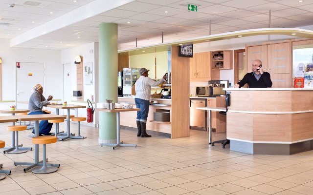 ibis budget Mantes-la-Jolie Sully