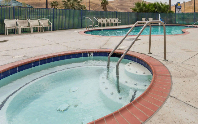 Days Inn by Wyndham Westley