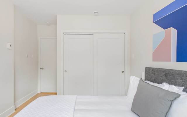 Cool and Comfortable 2 Bedroom Den