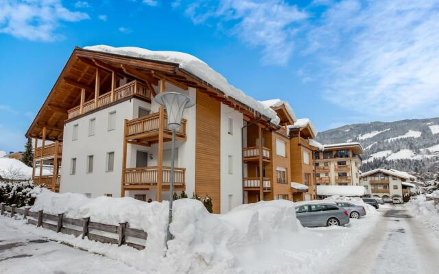 Charming Apartment in Kirchberg With Private Garden