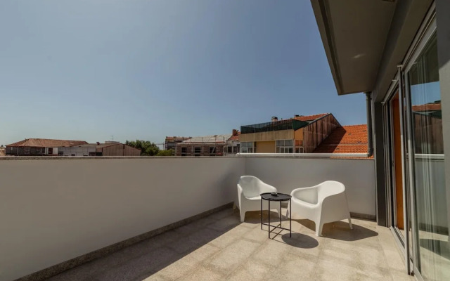 Rooftop Stylish by Homing