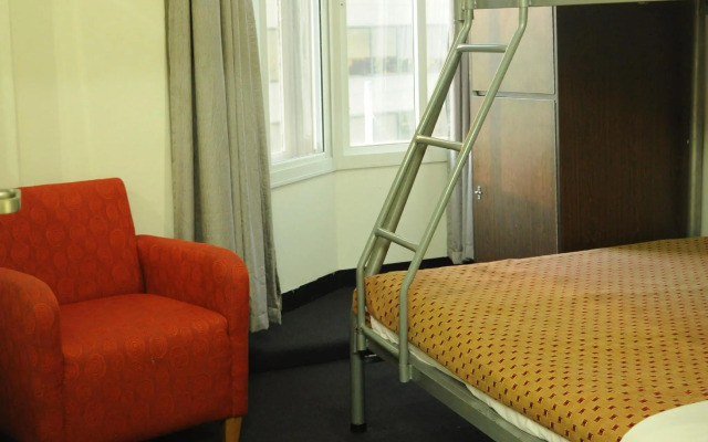 790 on George Backpackers