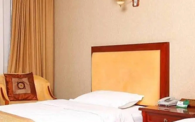 Ground Oriental Hotel