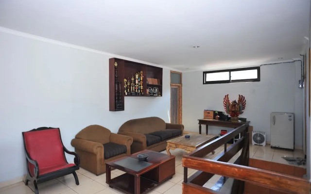 艾里巴厘岛生态丹帕沙沙努汉都亚 10x 酒店(Airy Eco Sanur Hang Tuah 10X Denpasar Bali)