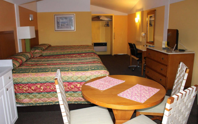 Warm Mineral Springs Motel