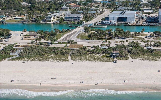 Nokomis Home Close to Beach