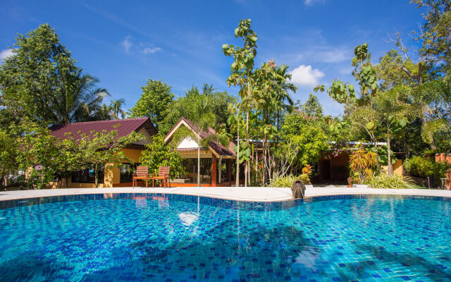 Baan Suan Villas Resort