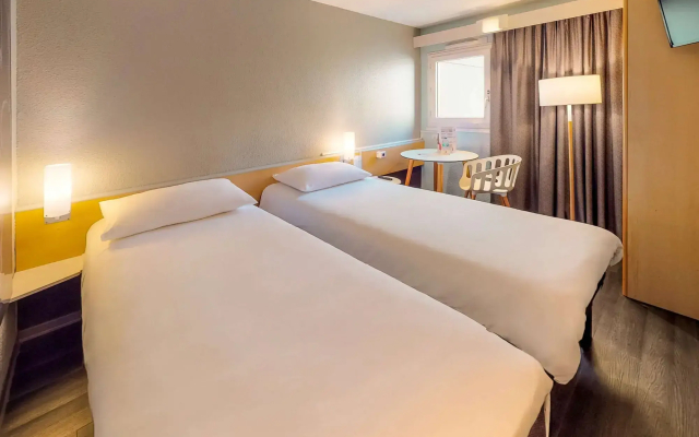 ibis Thonon Centre Hotel