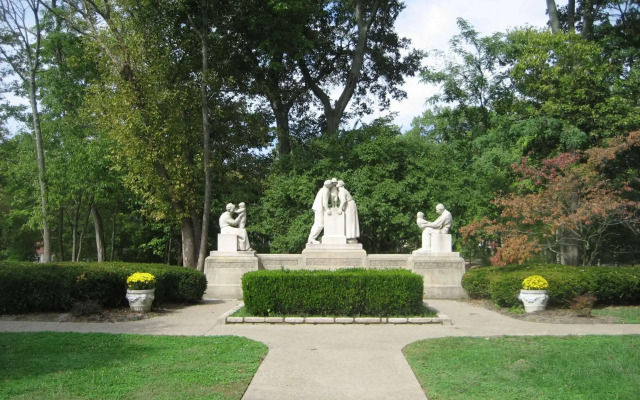 Best Western Premier Mariemont Inn