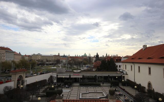 Prague Castle View Apartment