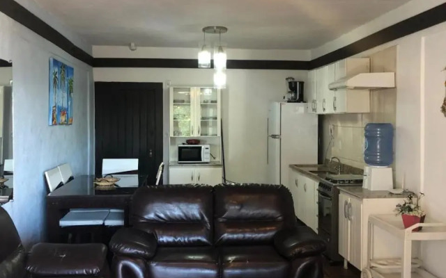 Apartamento Frente Mar com 02 suítes