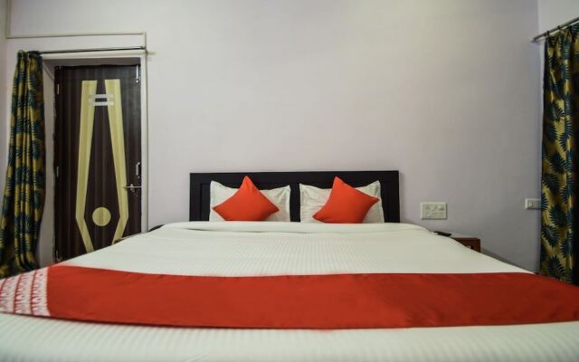 OYO 18608 The Haveli