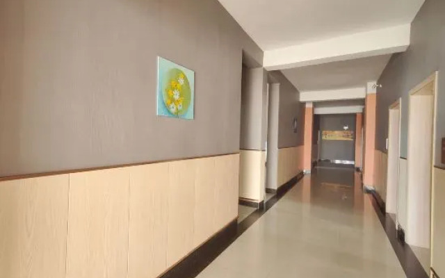 Yuelai Express Hotel