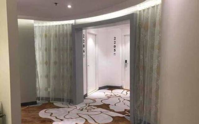 Yue Rong Ting Jingan Service Hotel