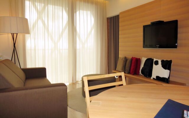 Premium Apartments edel:weiss (SML550)