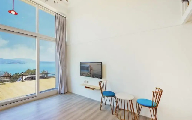 Yeosu Jplus A Pension