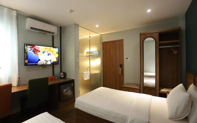 Lanura Apartments and Hotel