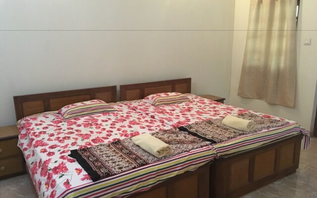 OYO 7958 StayOut Fernandes Villa