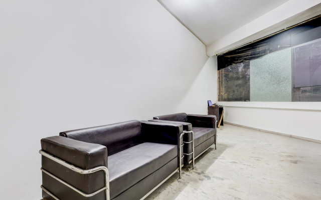 Super Hotel O Sector 4 Manraj Complex Gurugram