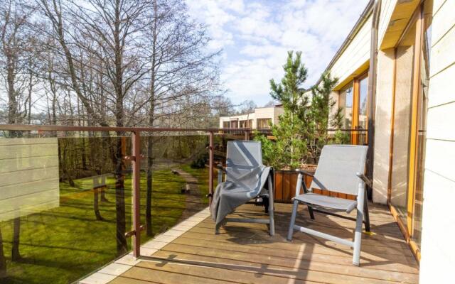 Gentle Brezze Apartment, By Cohost